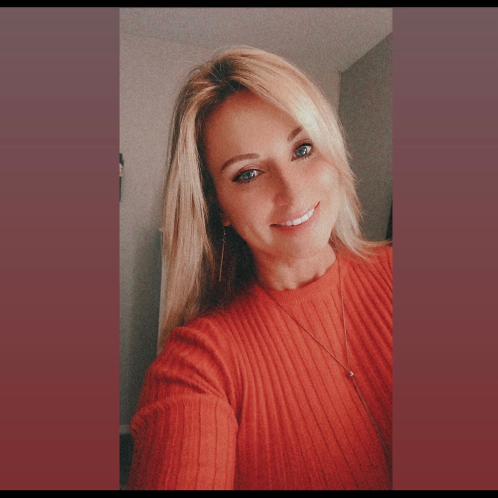 Meet your Posher, Jennifer